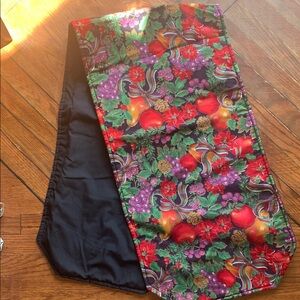 Christmas Table Runner Holiday Winter Floral Fruit Poinsettia Red Green Purple